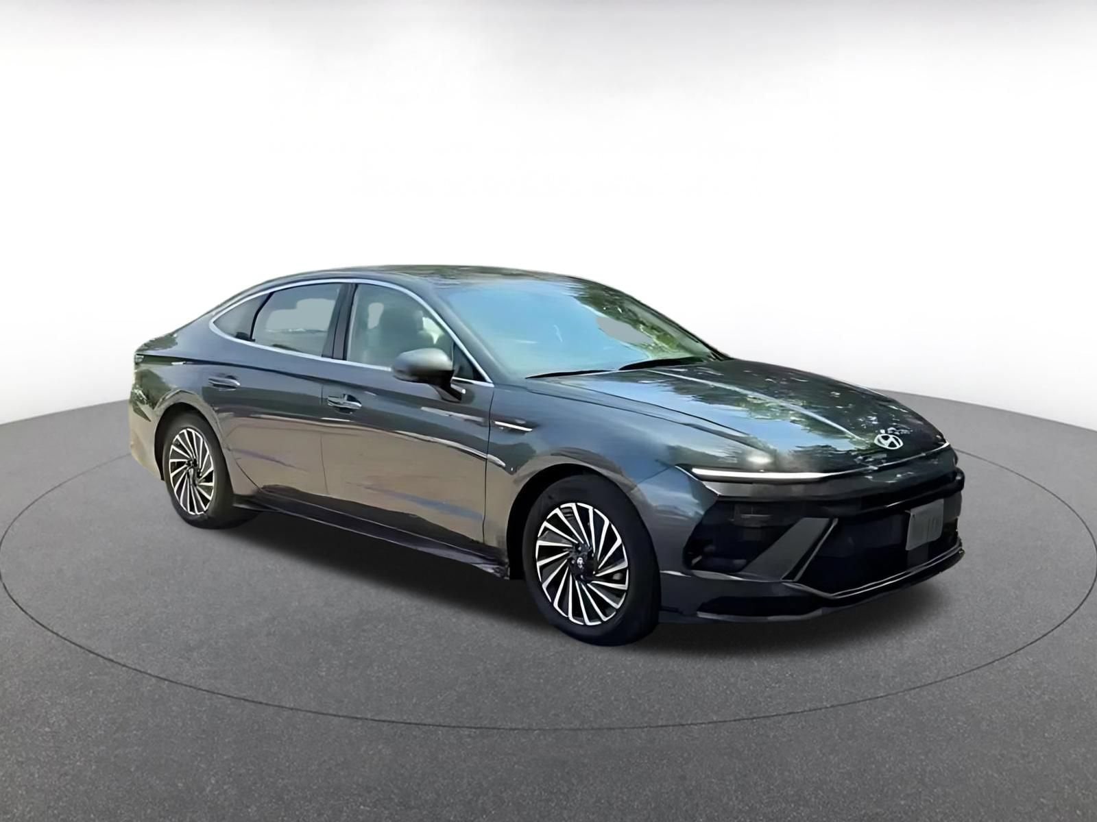 Thumbnail: 2025 Hyundai Sonata - 2
