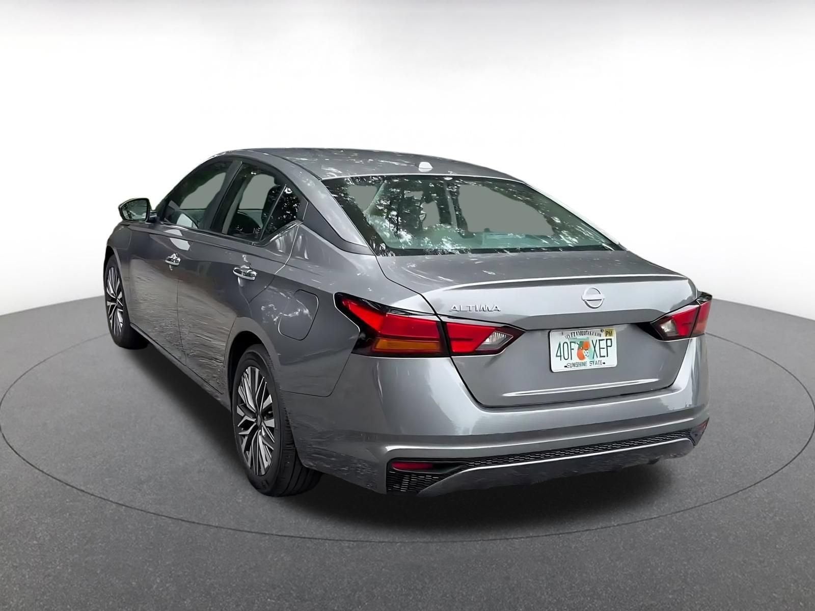 Thumbnail: 2025 Nissan Altima - 9