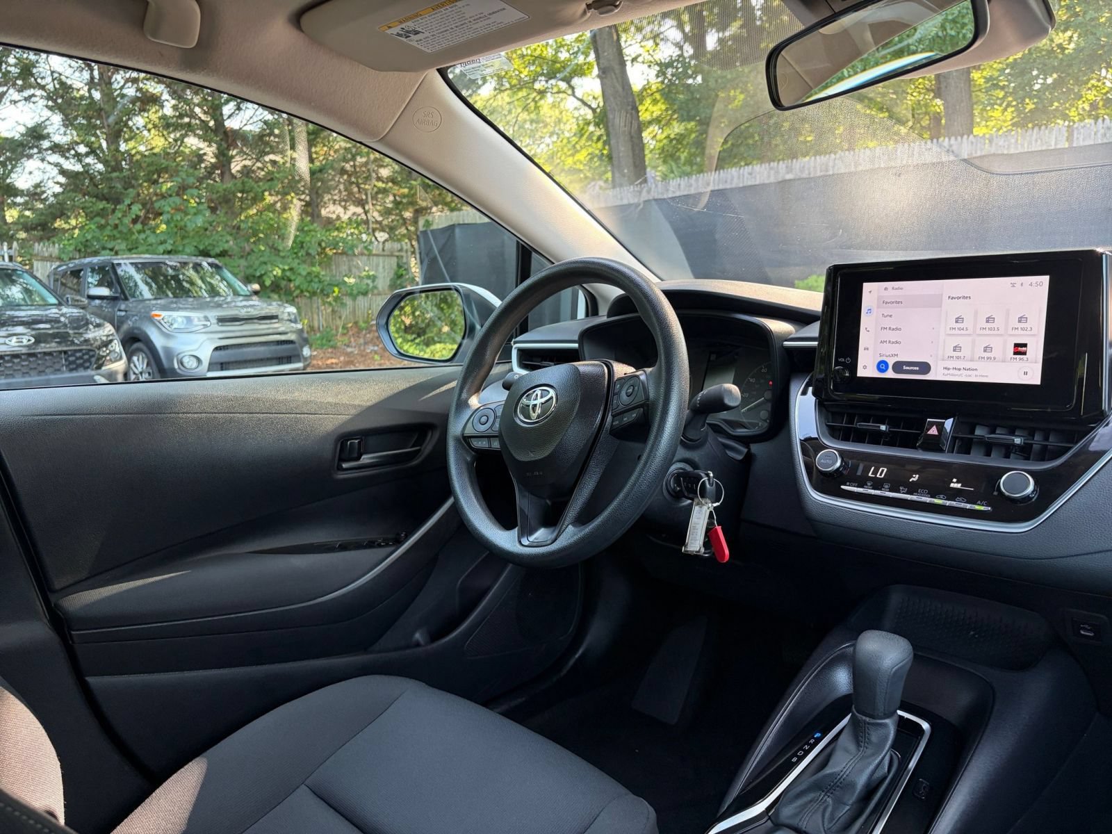 Thumbnail: 2025 Toyota Corolla - 32