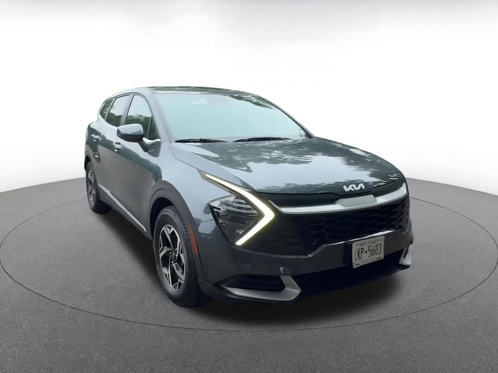 Thumbnail: 2024 Kia Sportage - 3