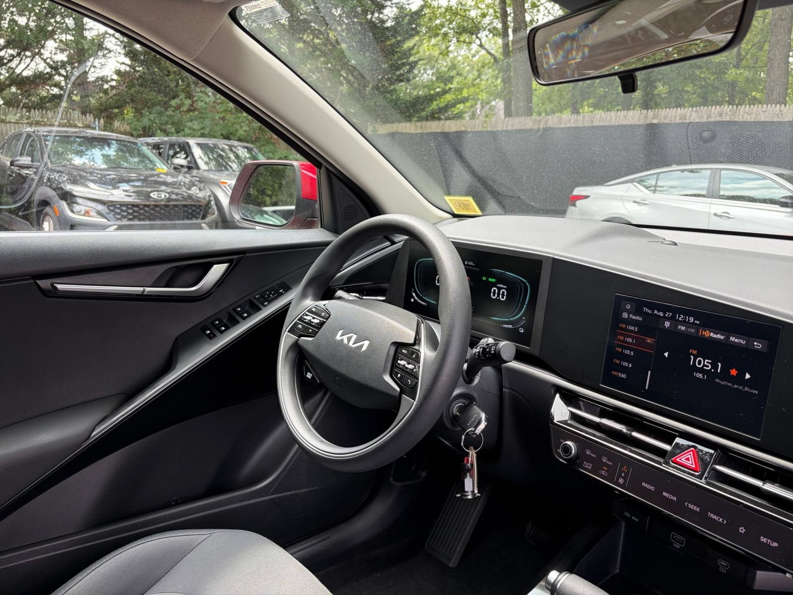 Thumbnail: 2026 Kia Niro - 27