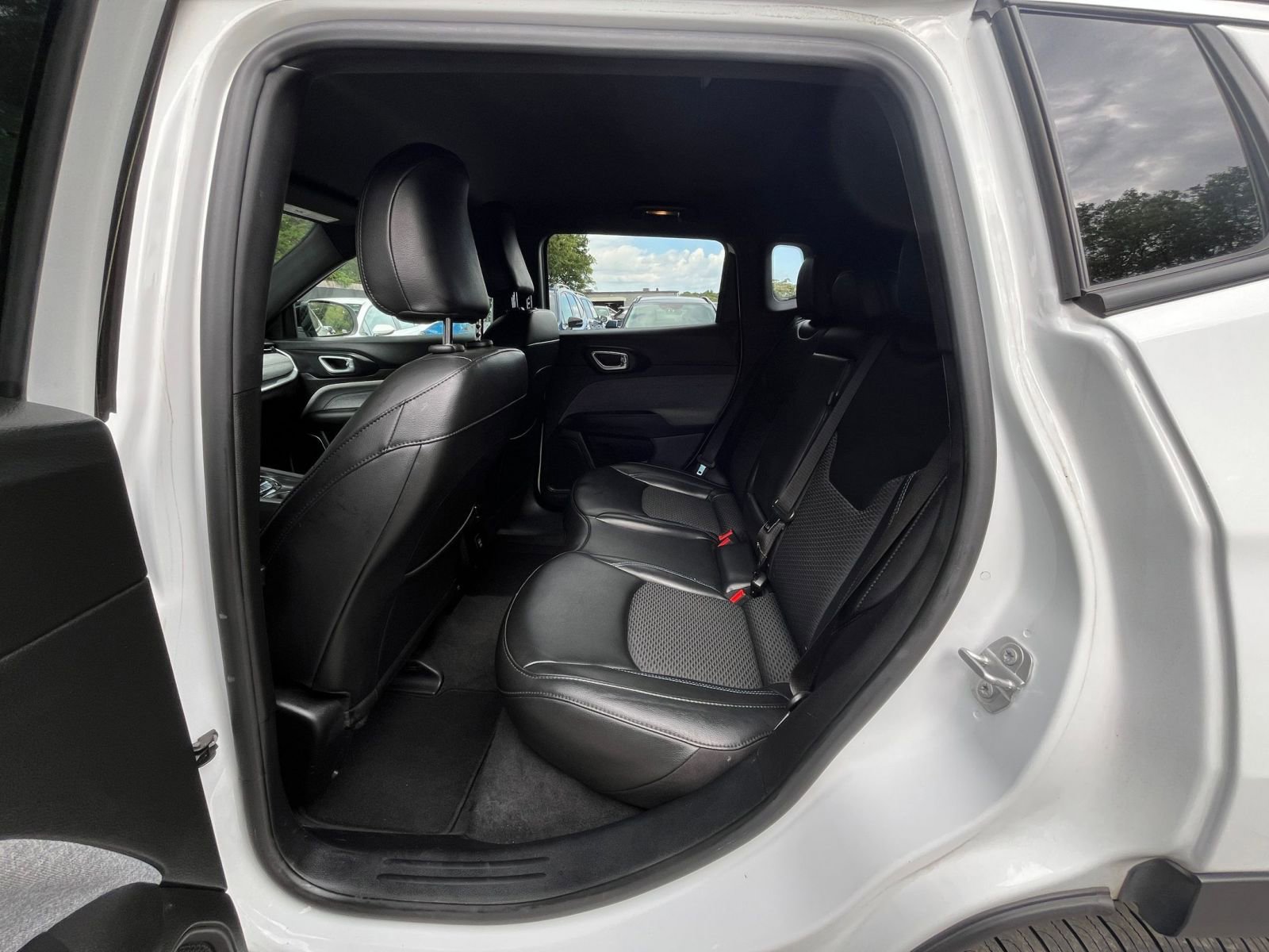 Thumbnail: 2023 Jeep Compass - 25
