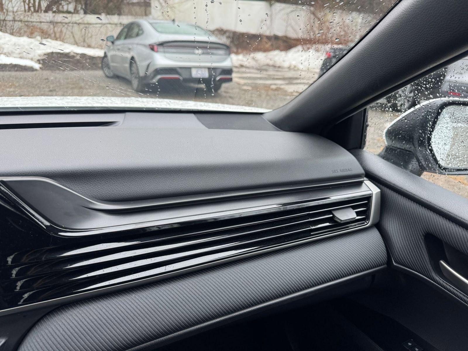 Thumbnail: 2025 Toyota Camry - 31