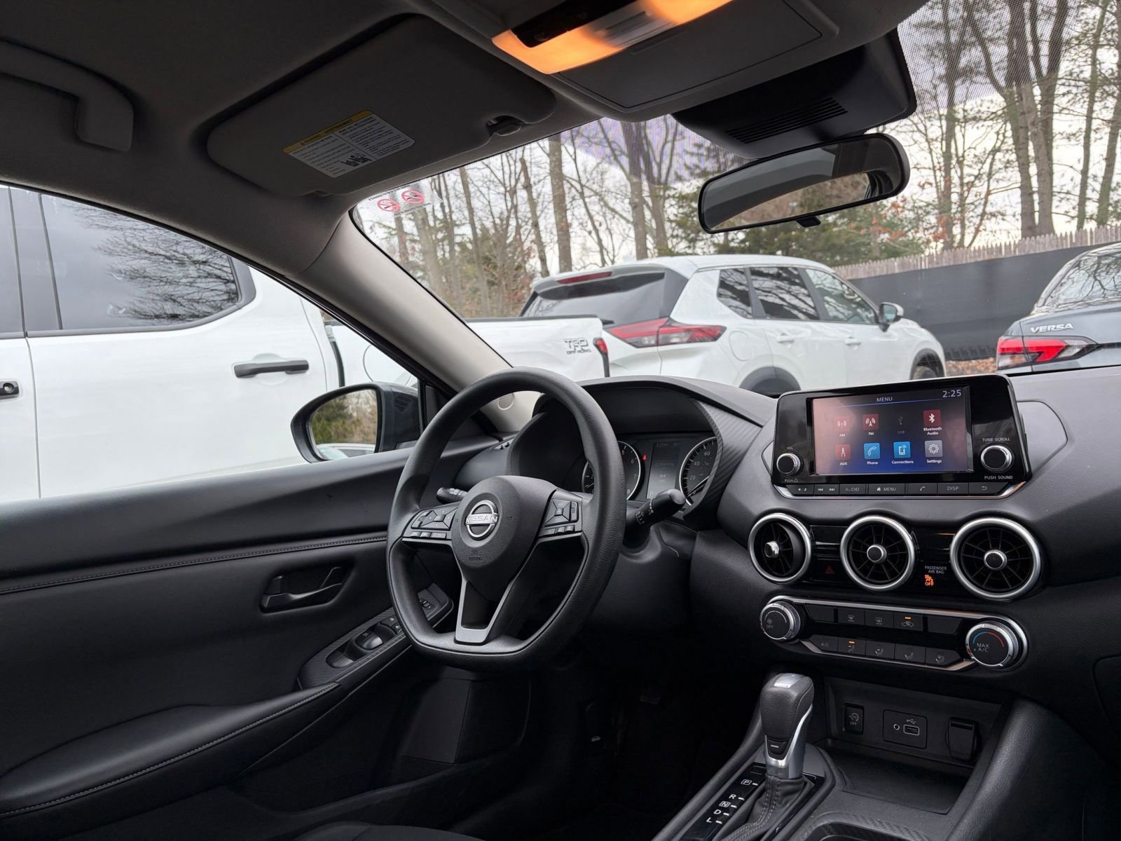 Thumbnail: 2025 Nissan Sentra - 32