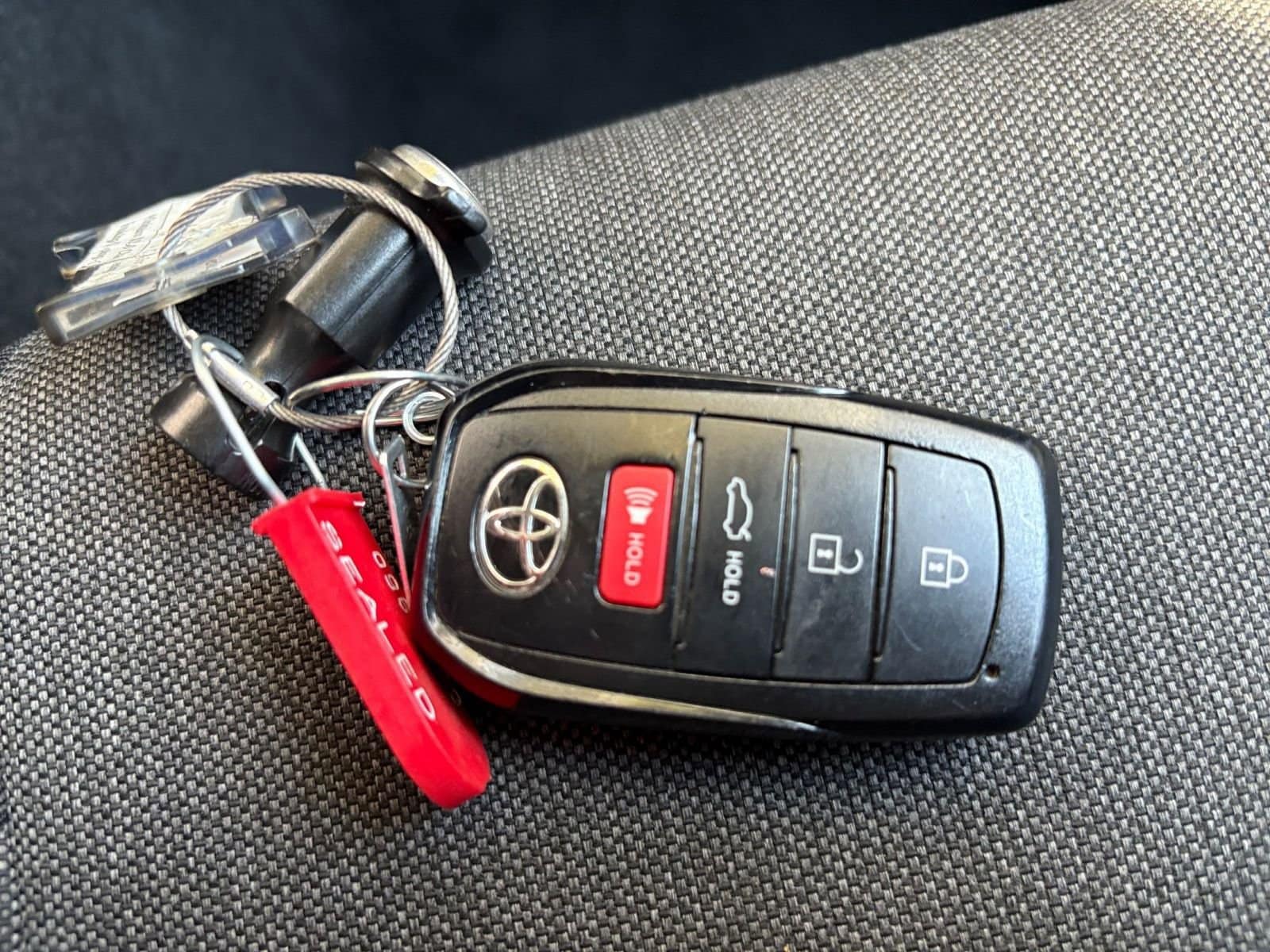 Thumbnail: 2025 Toyota Camry - 21