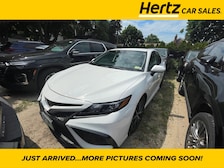 2023 Toyota Camry SE -
                Smithtown, NY