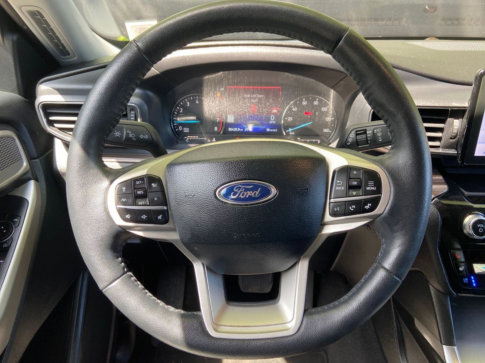 Thumbnail: 2024 Ford Explorer - 28