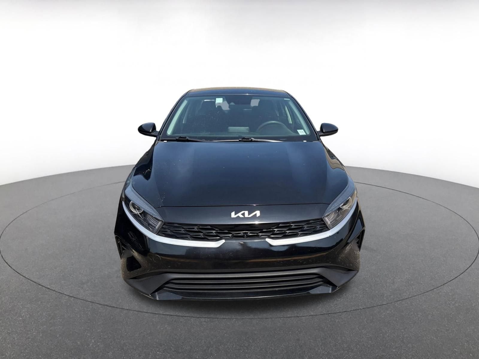 Thumbnail: 2023 Kia Forte - 2