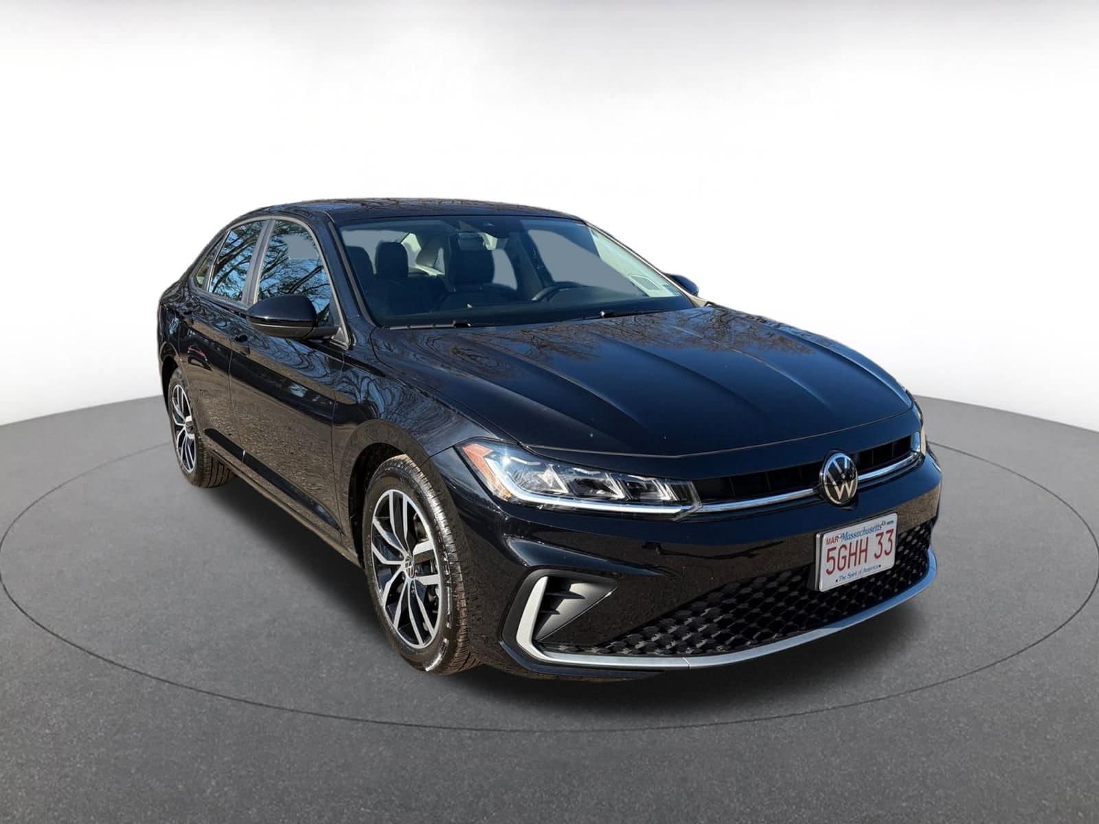 Thumbnail: 2025 Volkswagen Jetta - 1