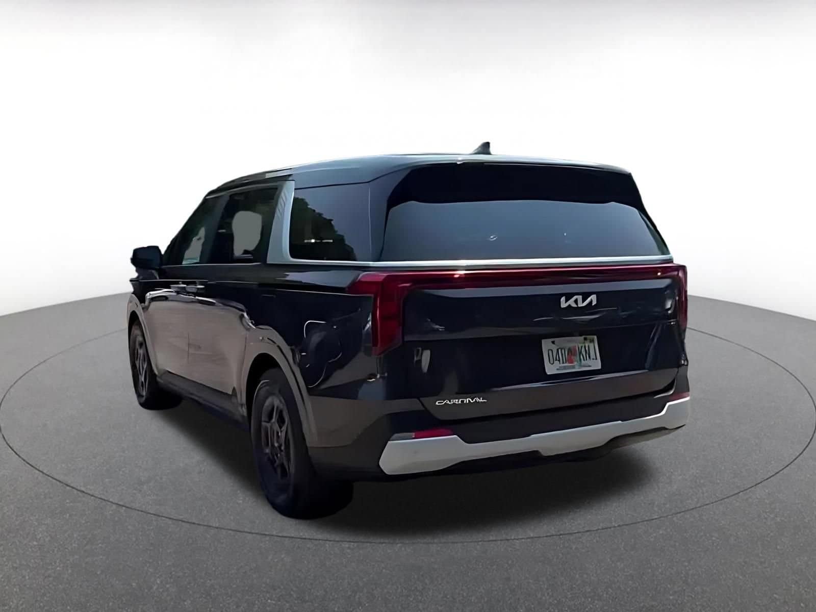 Thumbnail: 2026 Kia Carnival - 11