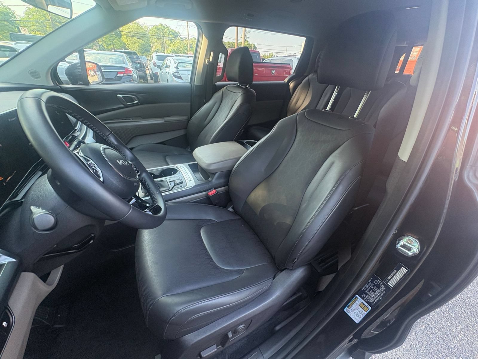 2026 Kia Carnival 35
