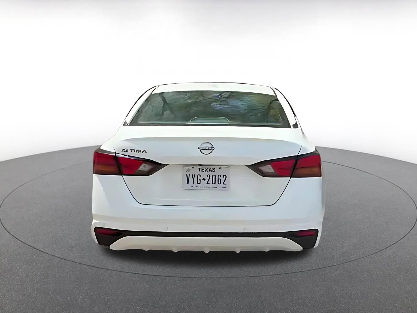 Thumbnail: 2025 Nissan Altima - 11