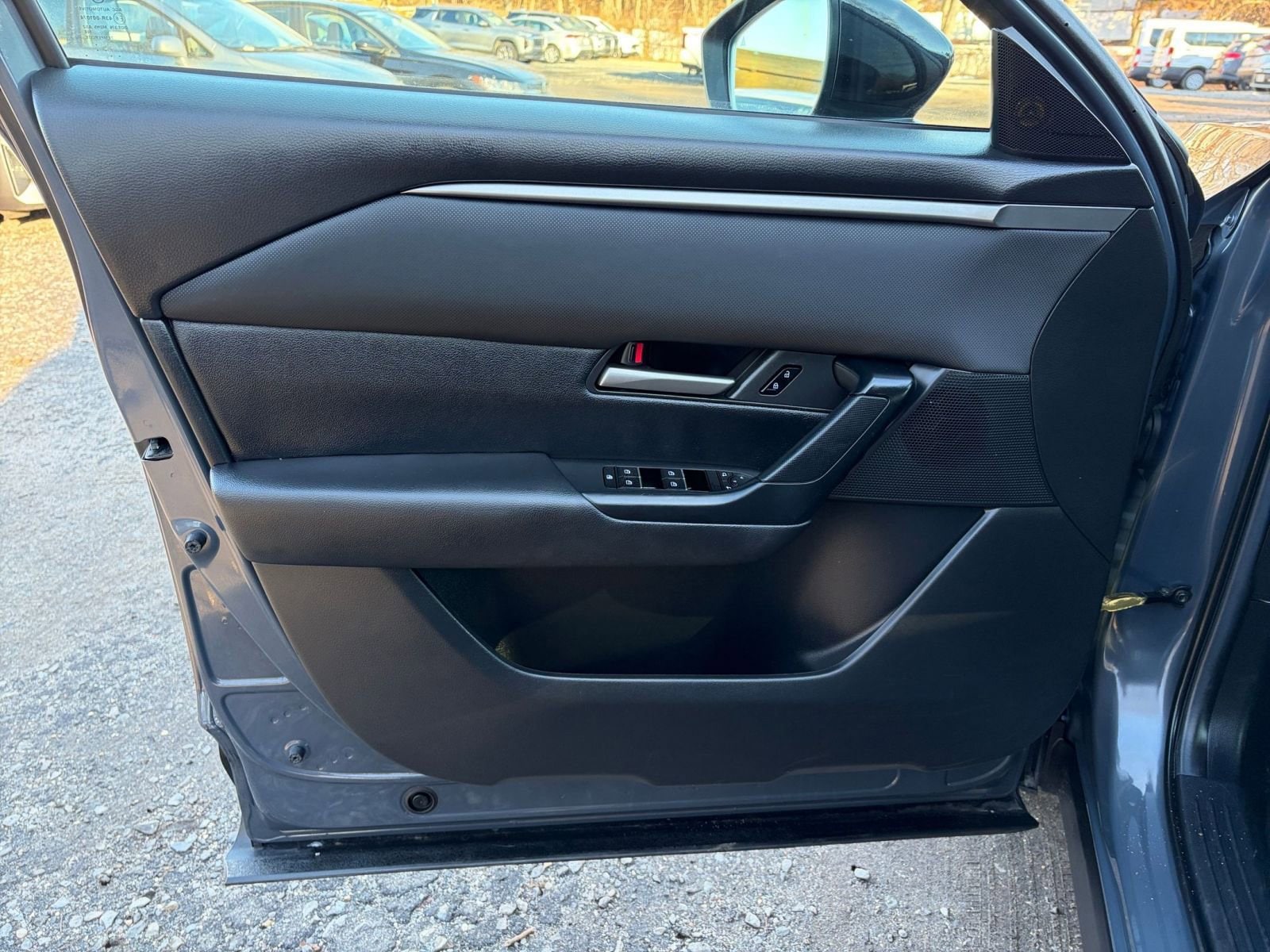 Thumbnail: 2025 Mazda CX-50 - 21