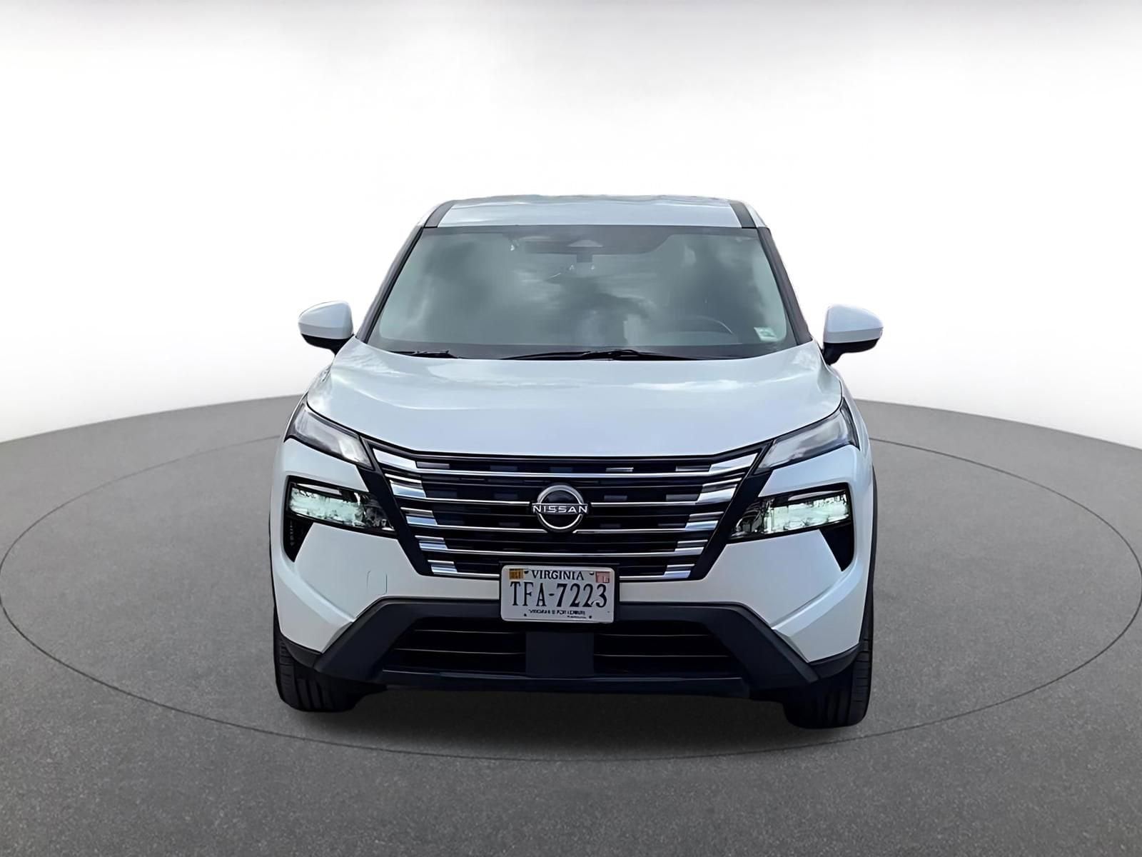 Thumbnail: 2025 Nissan Rogue - 4