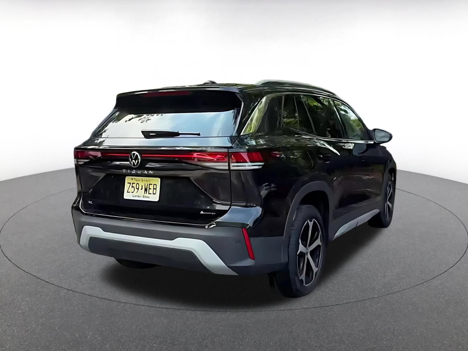 Thumbnail: 2026 Volkswagen Tiguan - 13