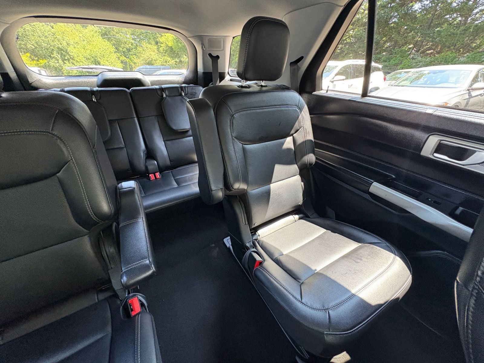 Thumbnail: 2023 Ford Explorer - 34