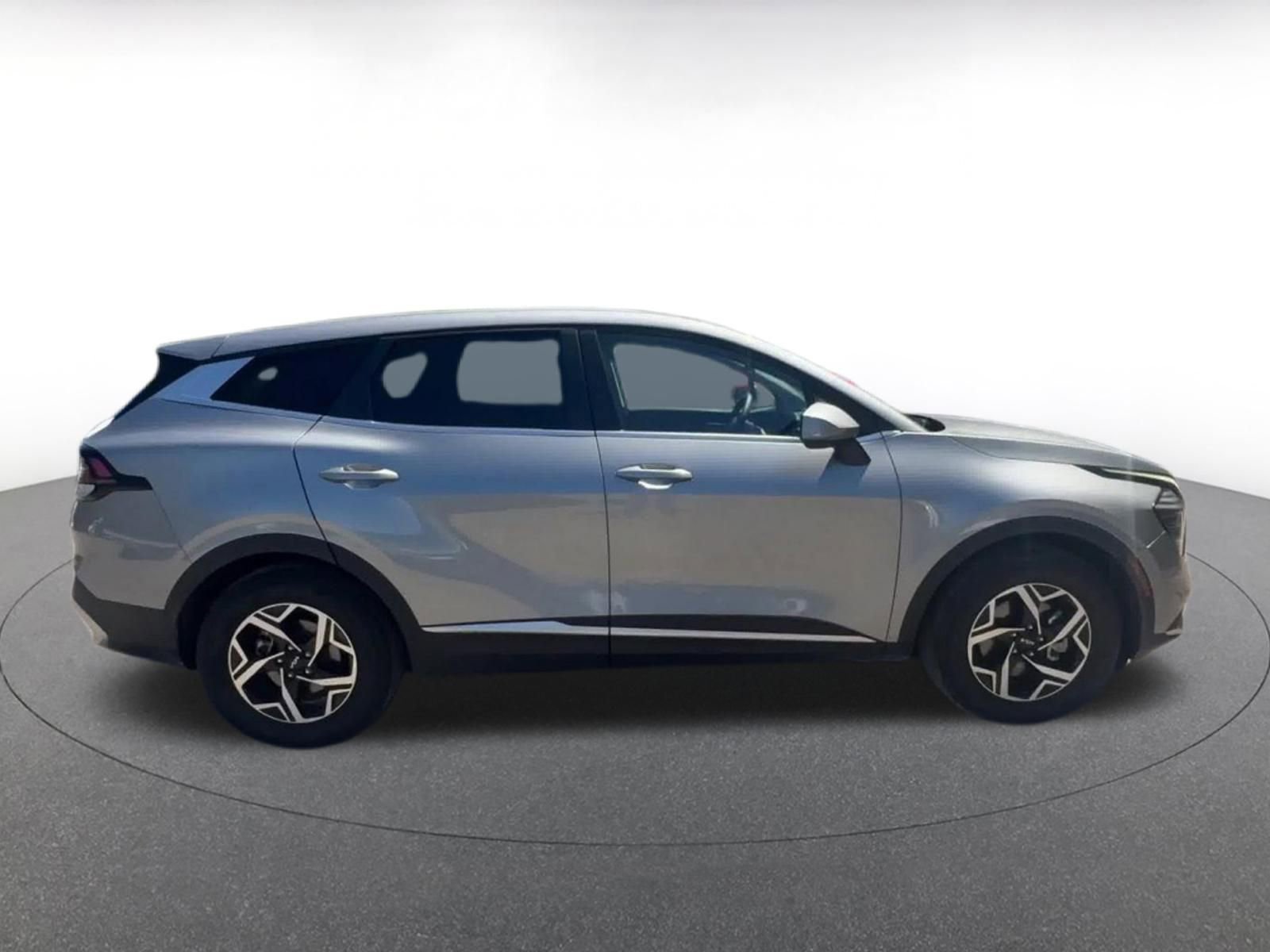 Thumbnail: 2025 Kia Sportage - 16
