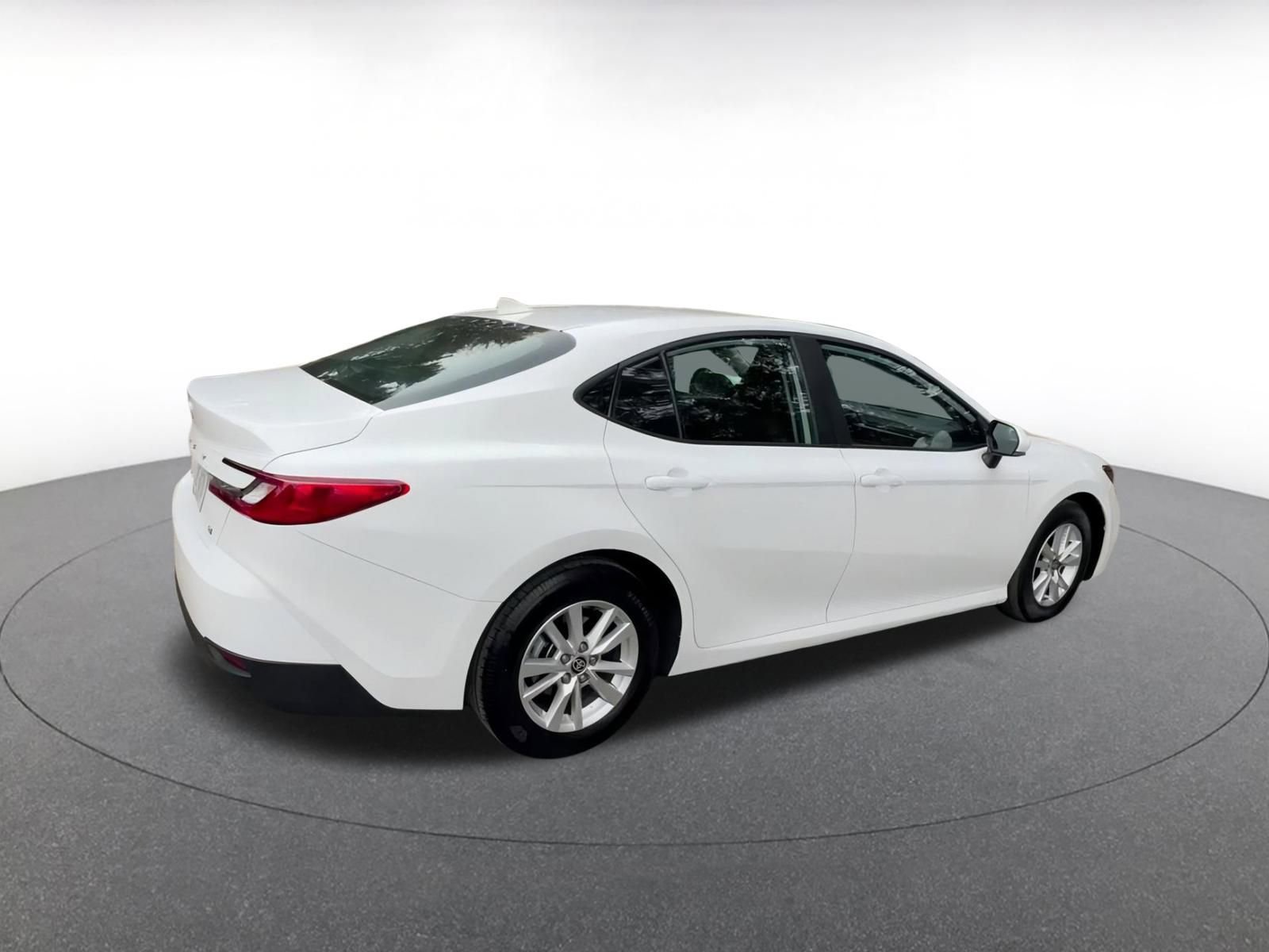 Thumbnail: 2025 Toyota Camry - 14