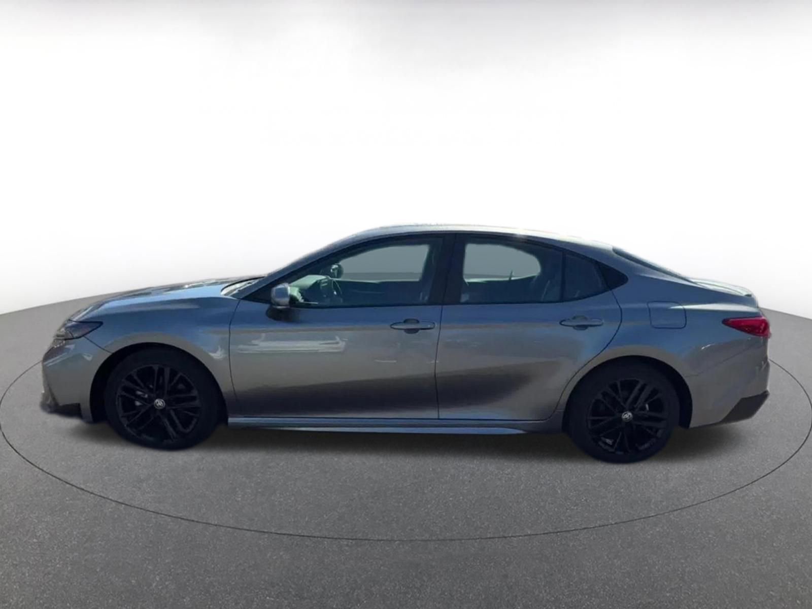 Thumbnail: 2025 Toyota Camry - 9