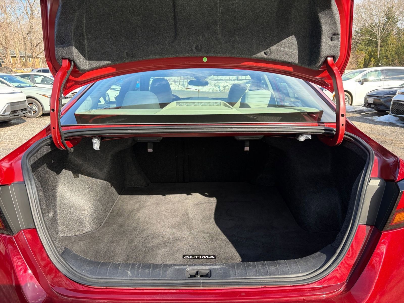 Thumbnail: 2025 Nissan Altima - 31