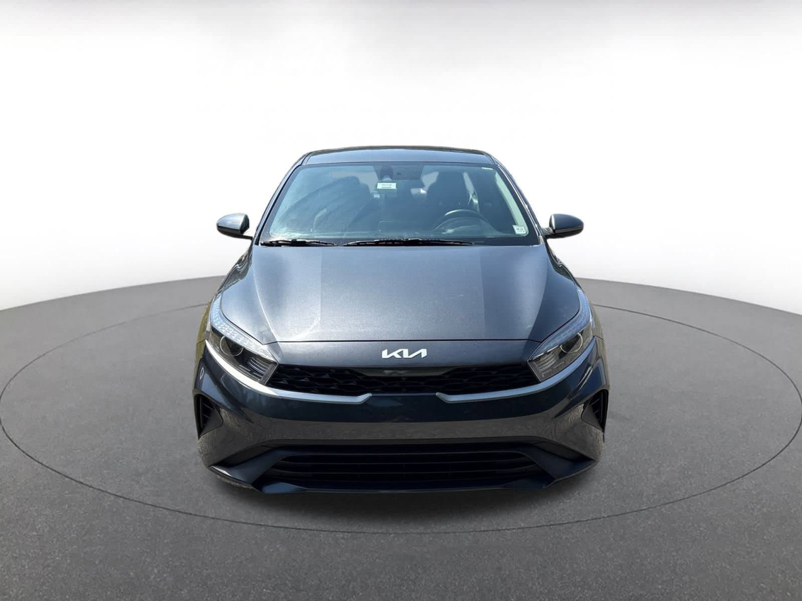 Thumbnail: 2023 Kia Forte - 2