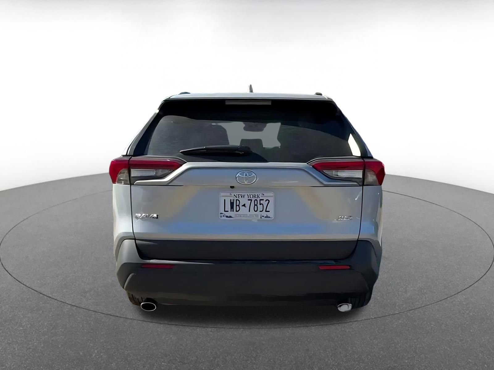 Thumbnail: 2025 Toyota RAV4 - 12