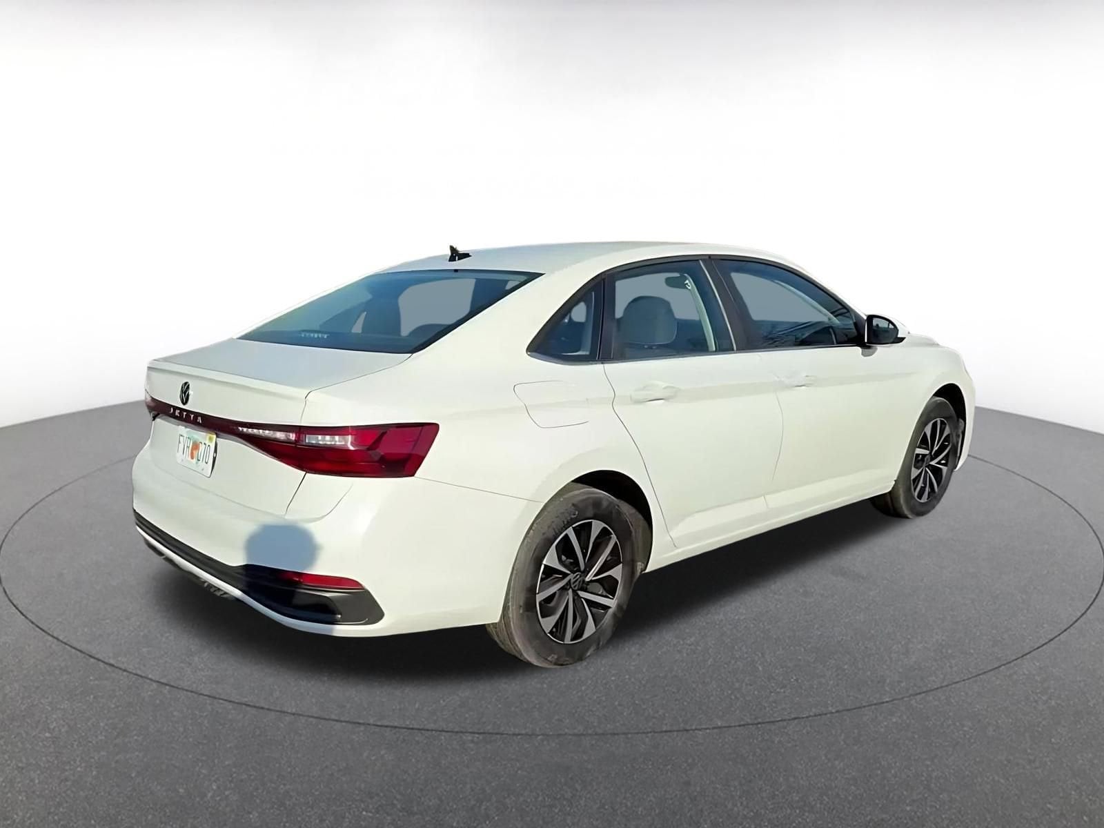 Thumbnail: 2025 Volkswagen Jetta - 12