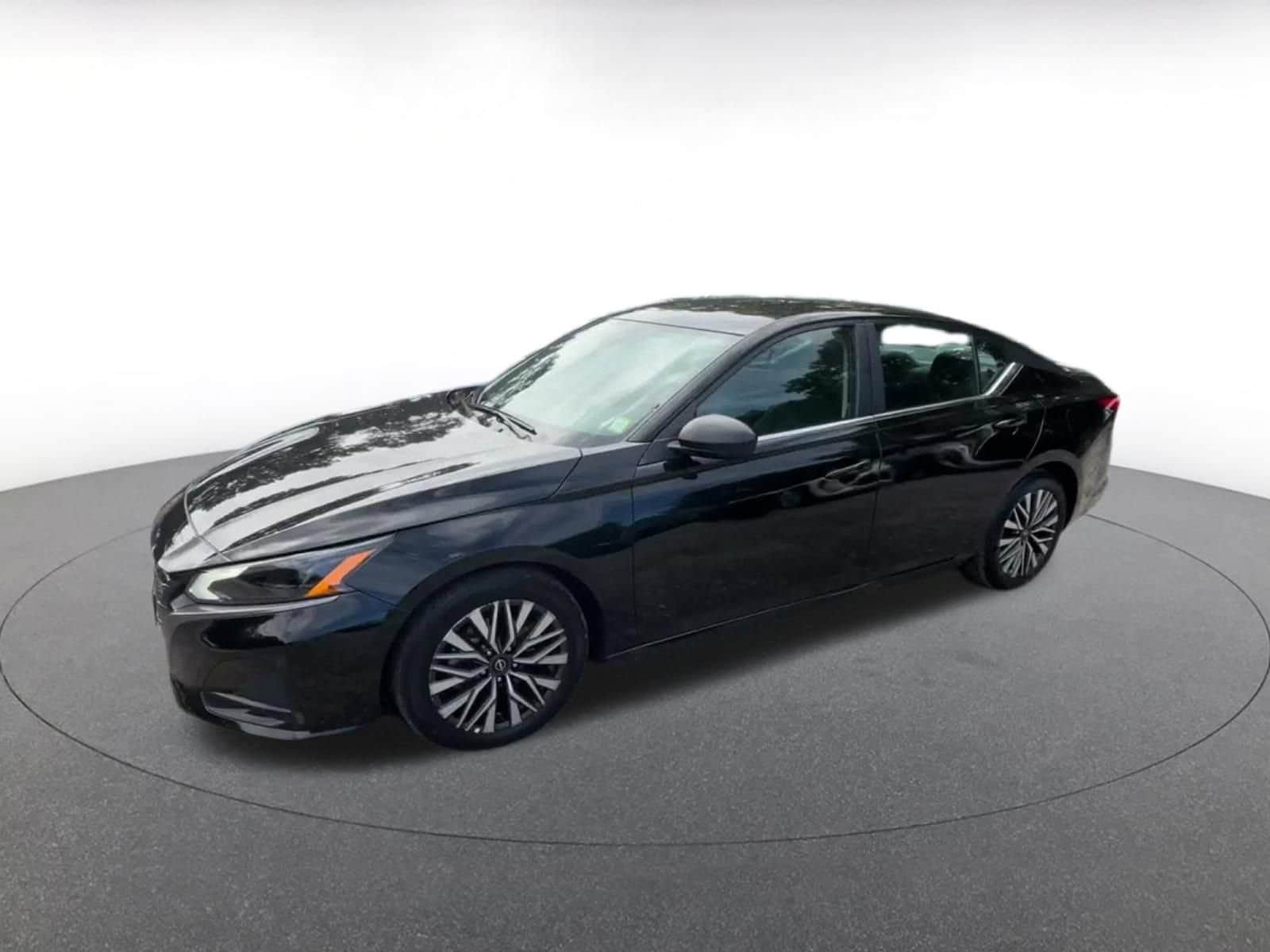Thumbnail: 2026 Nissan Altima - 6