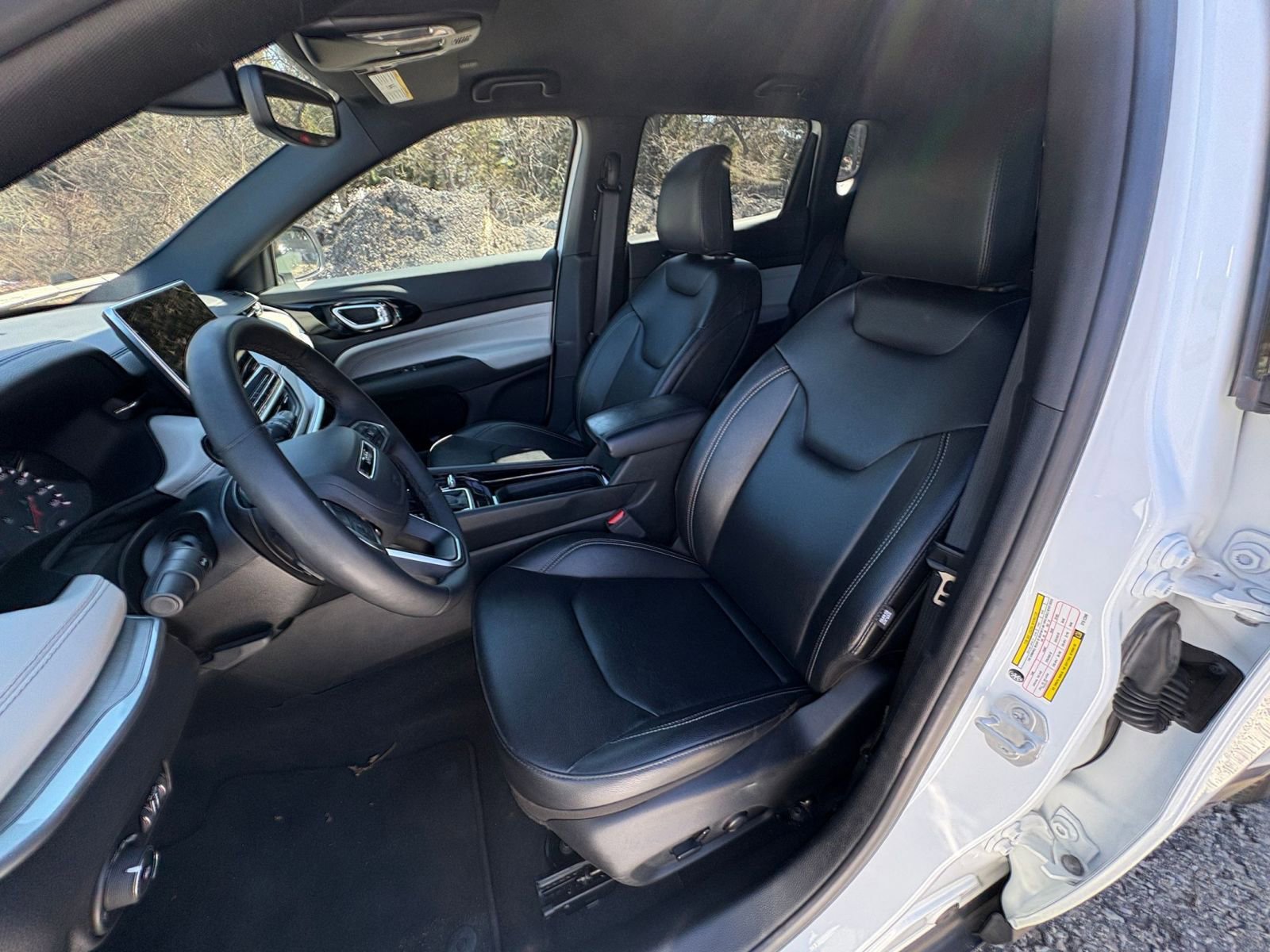 Thumbnail: 2025 Jeep Compass - 34