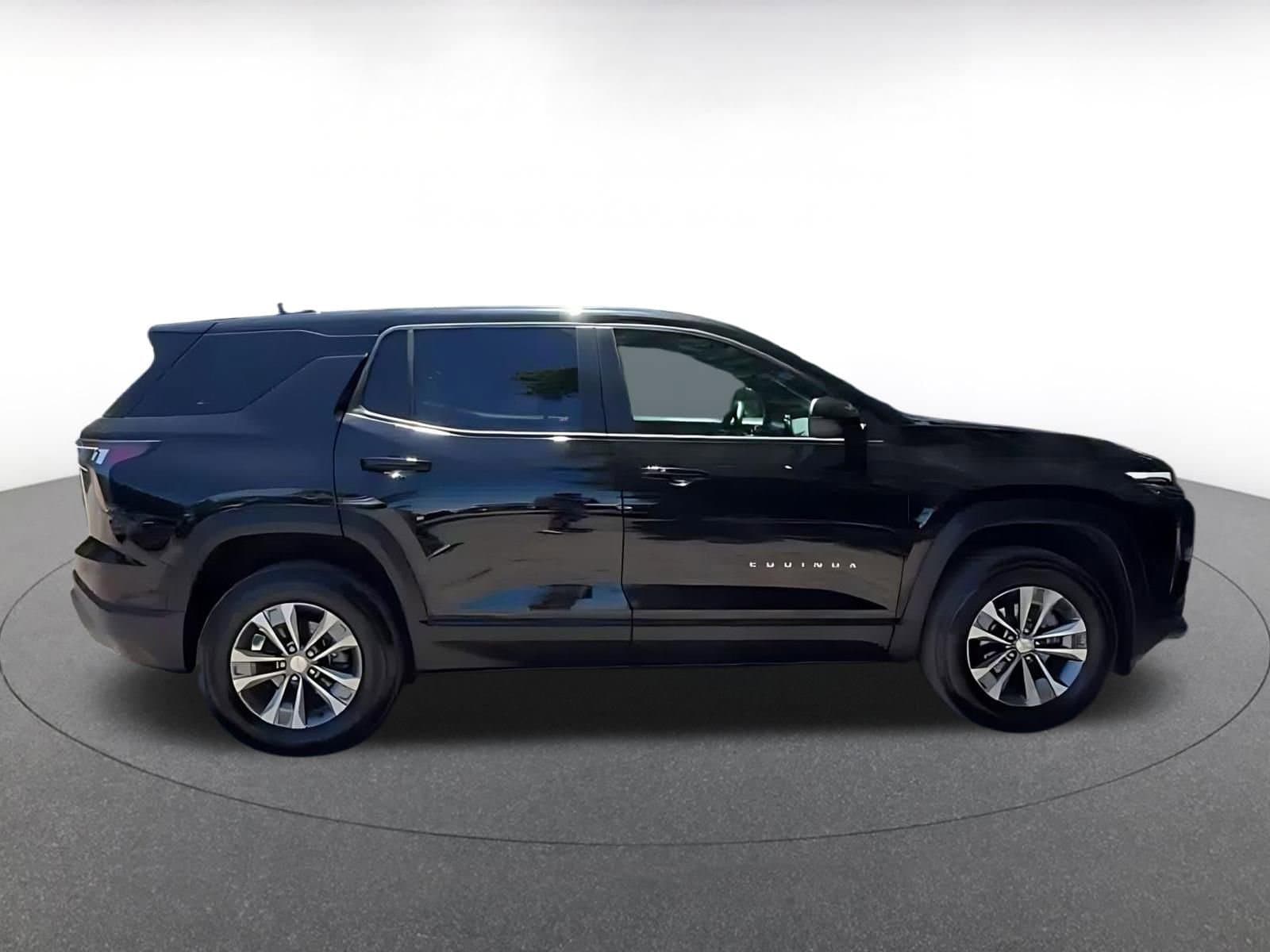 Thumbnail: 2025 Chevrolet Equinox - 9