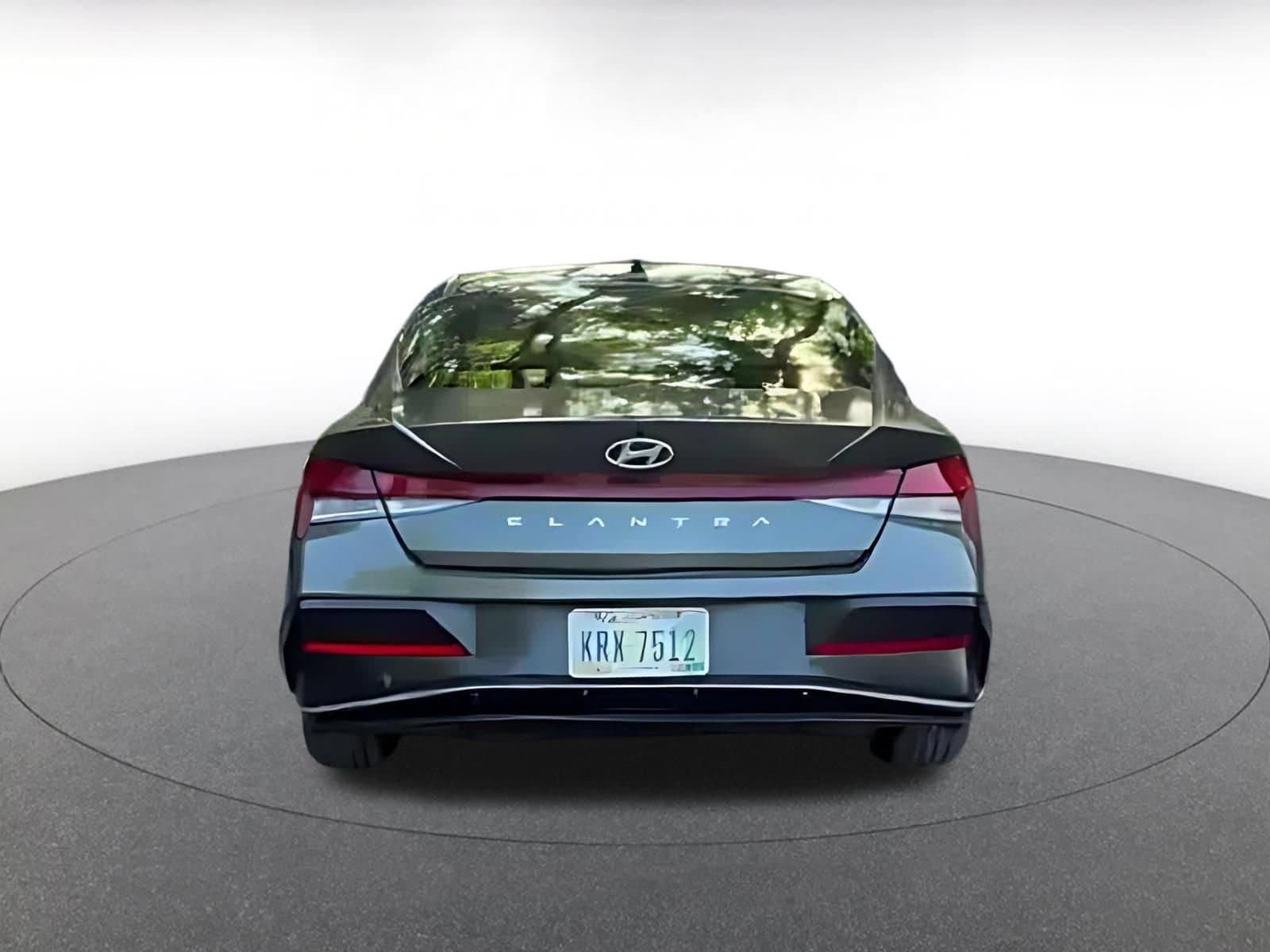 Thumbnail: 2025 Hyundai Elantra - 12
