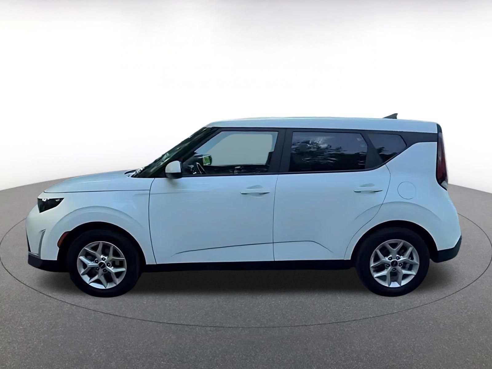 Thumbnail: 2025 Kia Soul - 8