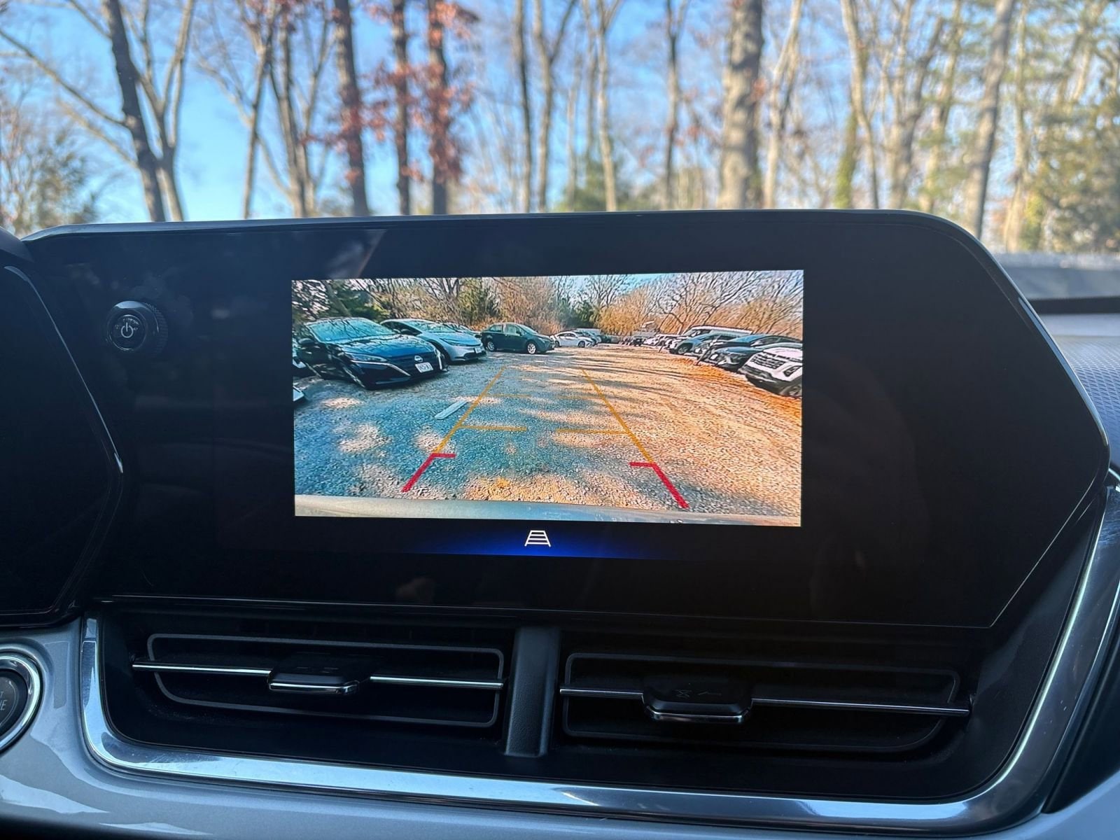 Thumbnail: 2025 Chevrolet Trax - 17