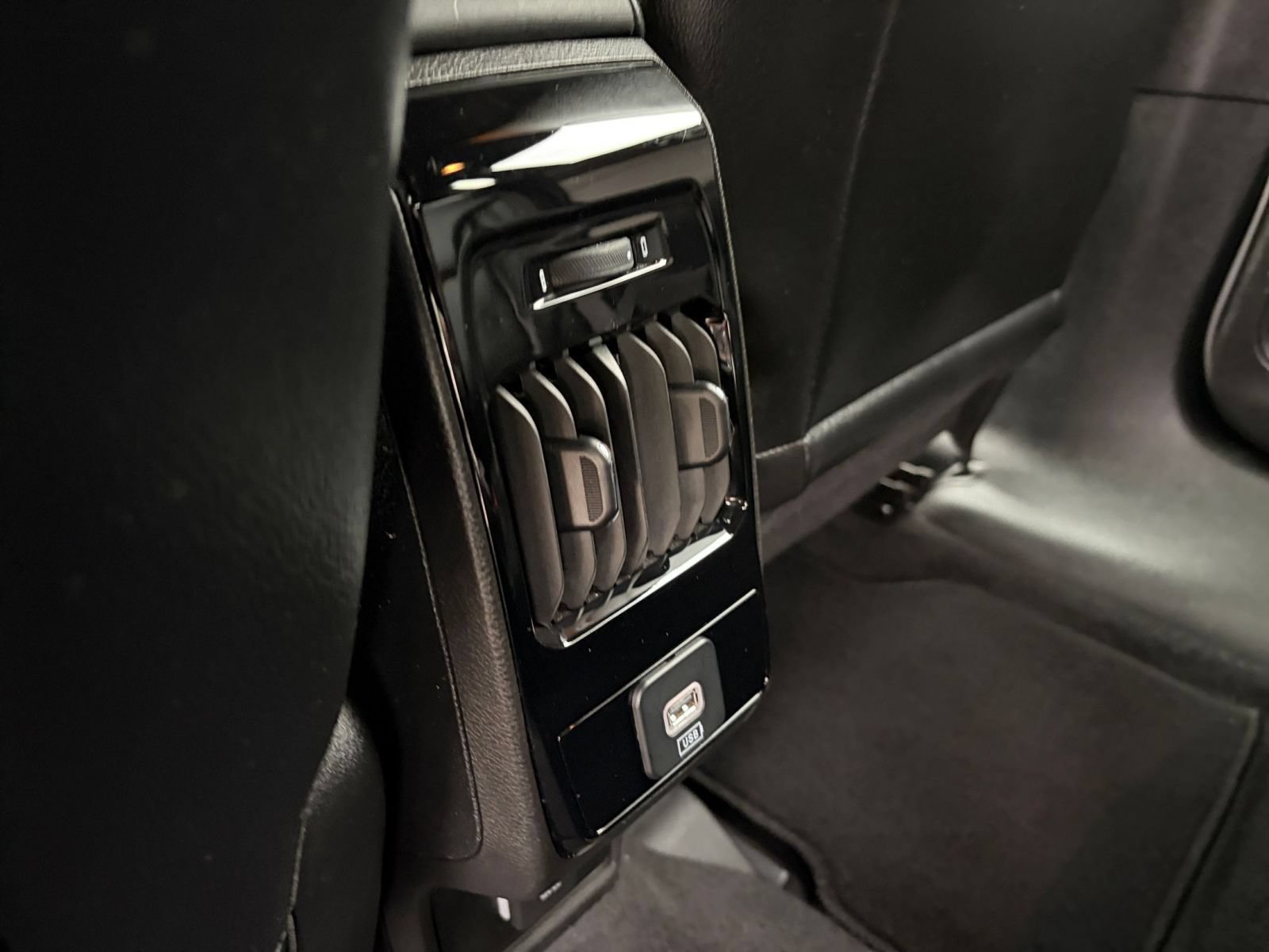 Thumbnail: 2025 Jeep Compass - 22