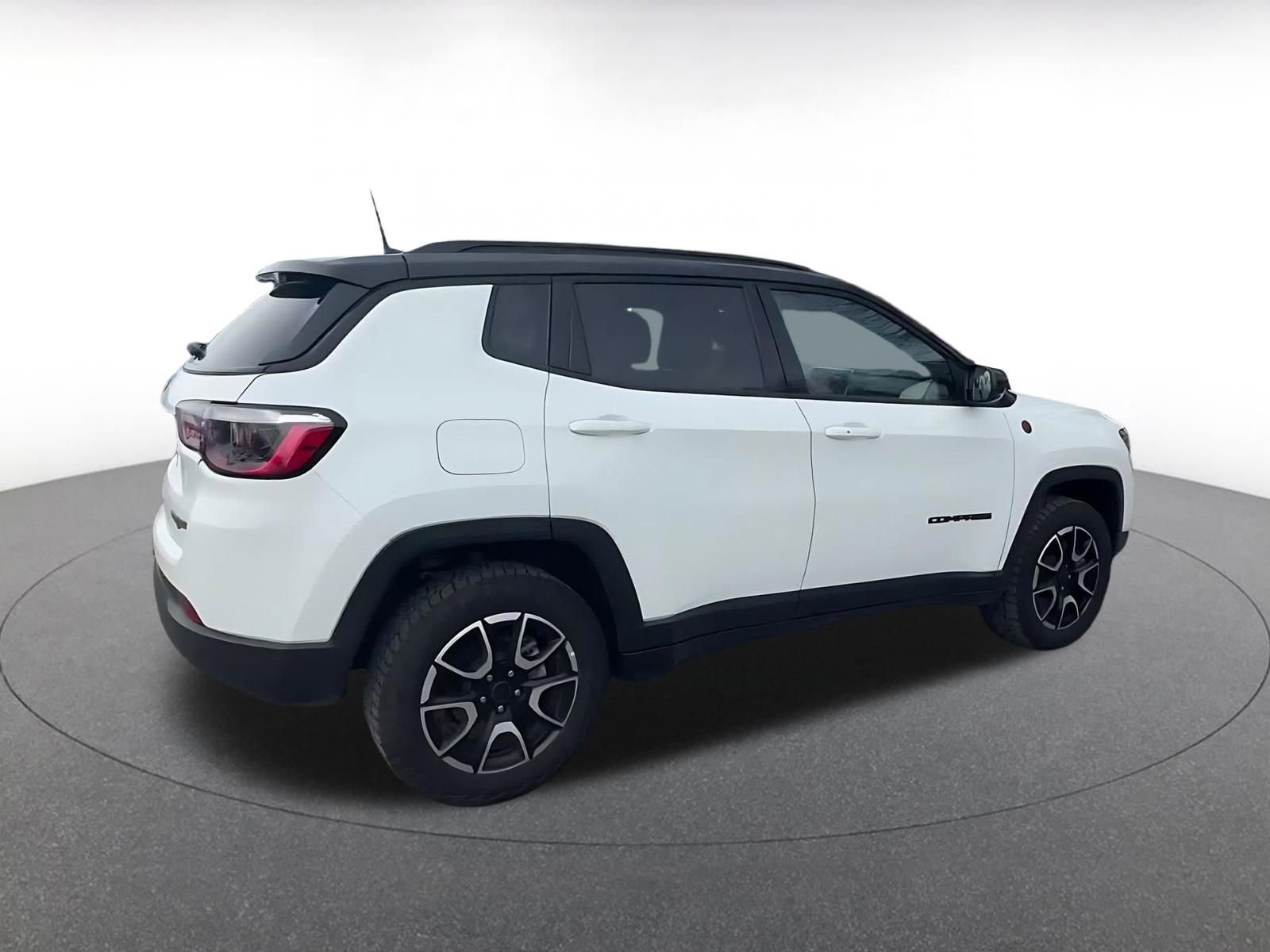 Thumbnail: 2025 Jeep Compass - 15