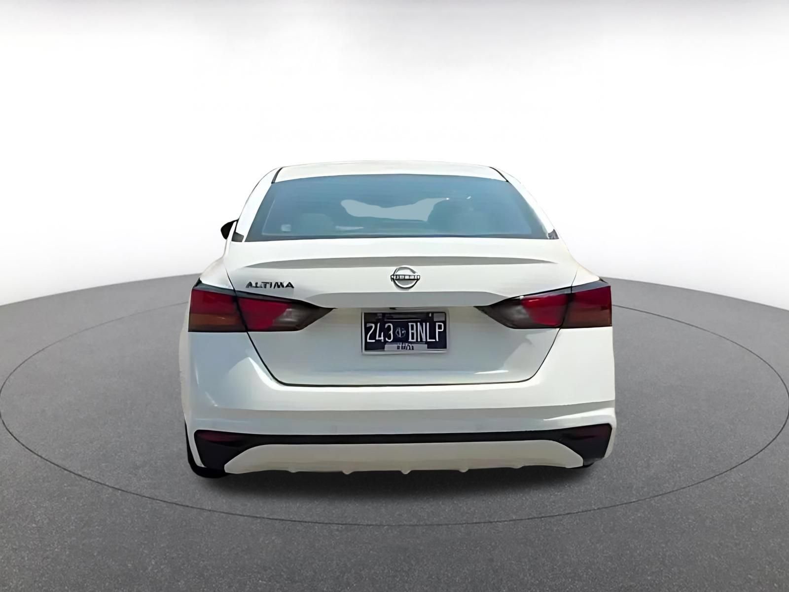 Thumbnail: 2025 Nissan Altima - 12