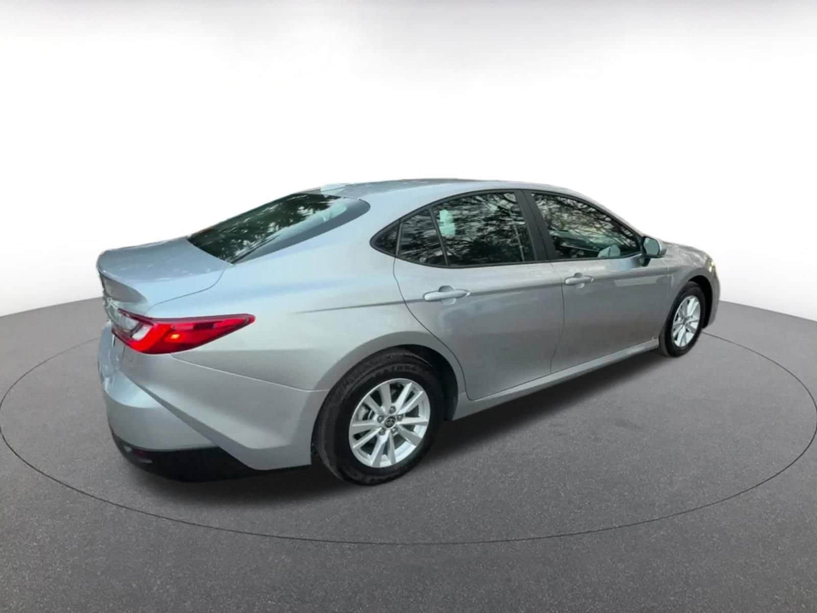 Thumbnail: 2025 Toyota Camry - 15