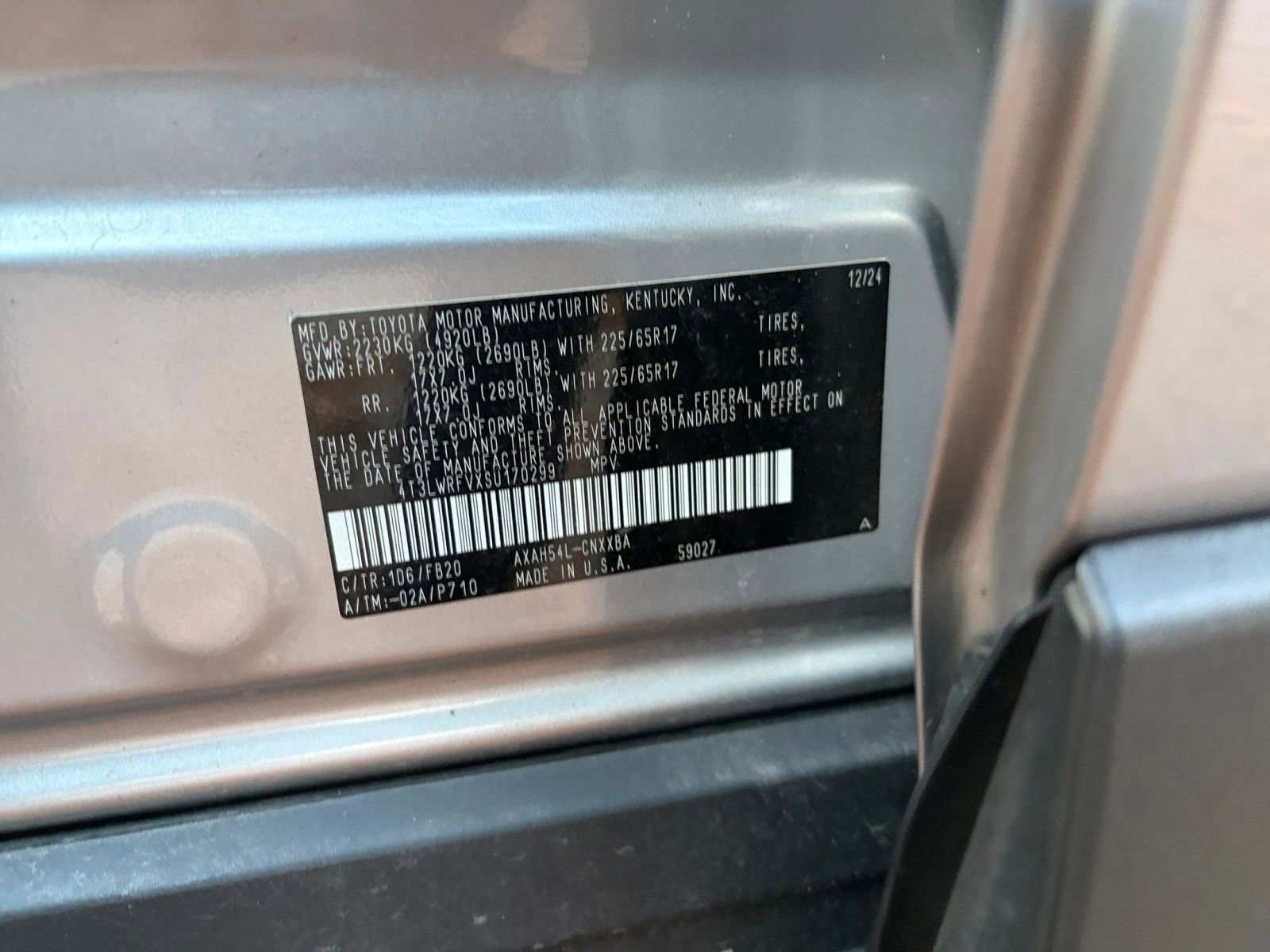 Thumbnail: 2025 Toyota RAV4 - 28