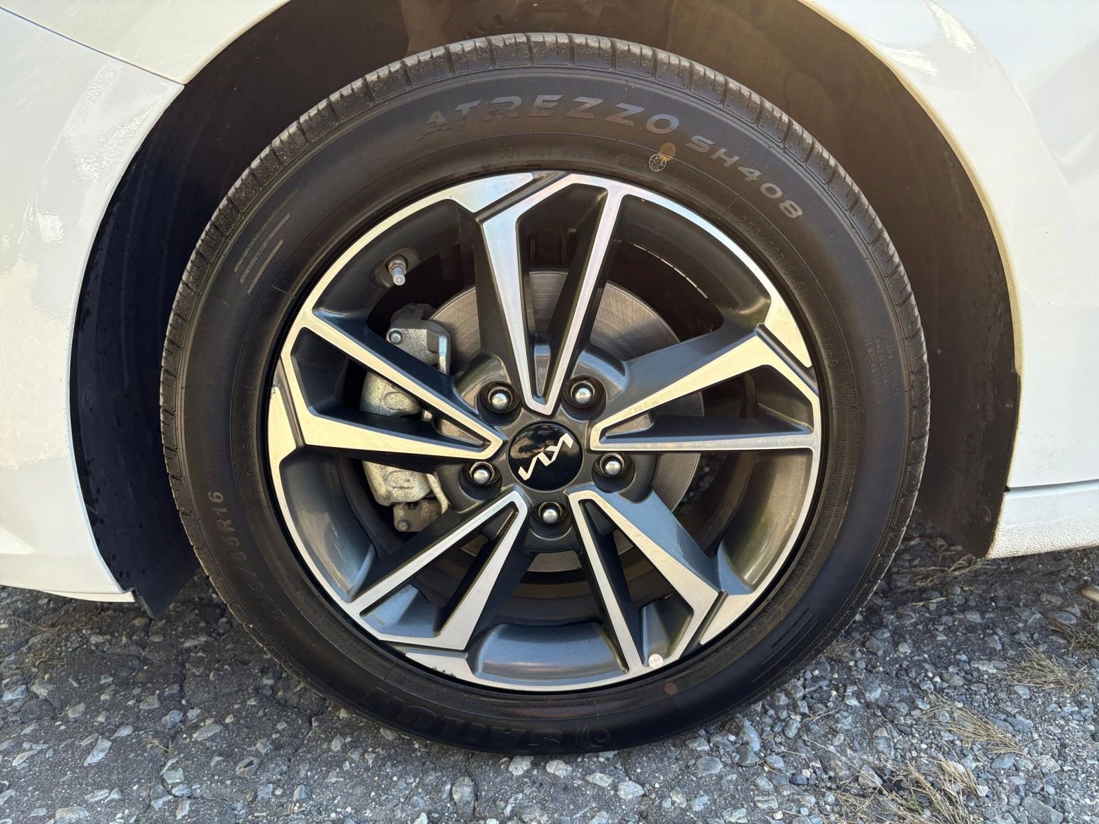 Thumbnail: 2024 Kia Forte - 28