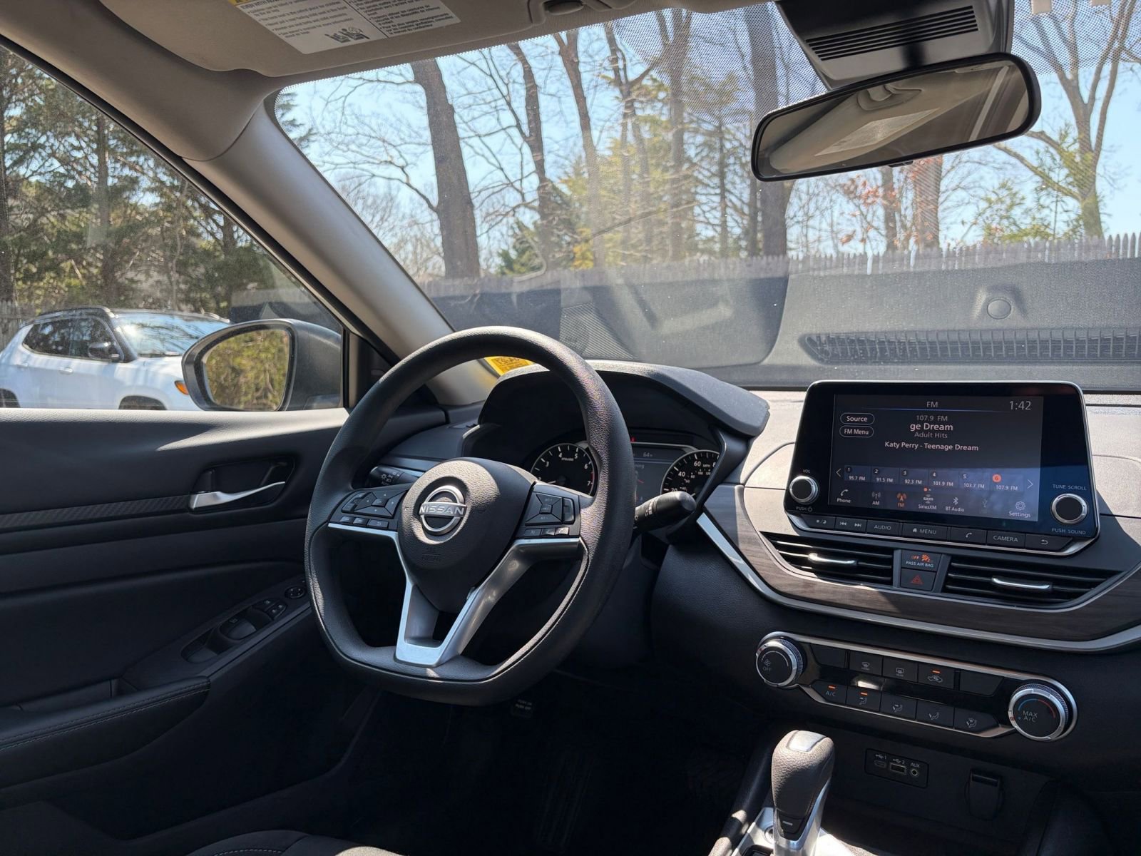 Thumbnail: 2025 Nissan Altima - 34