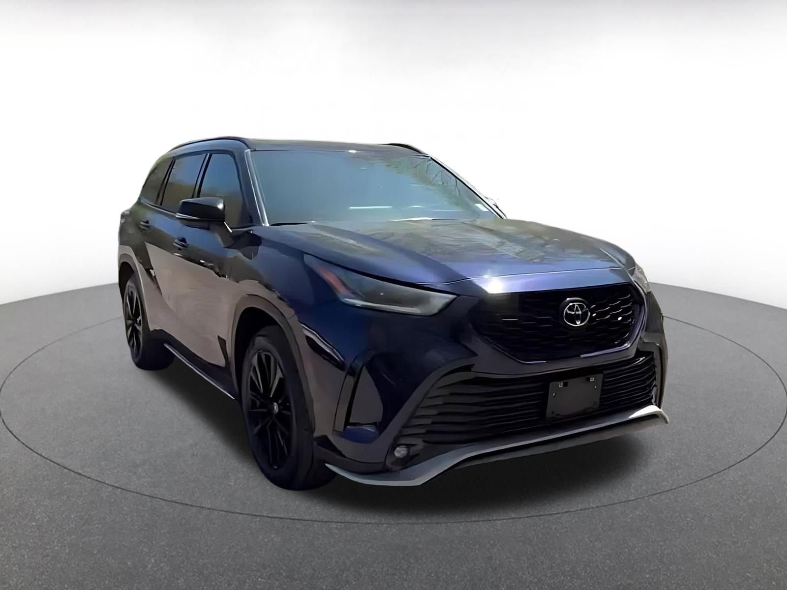 Thumbnail: 2025 Toyota Highlander - 3