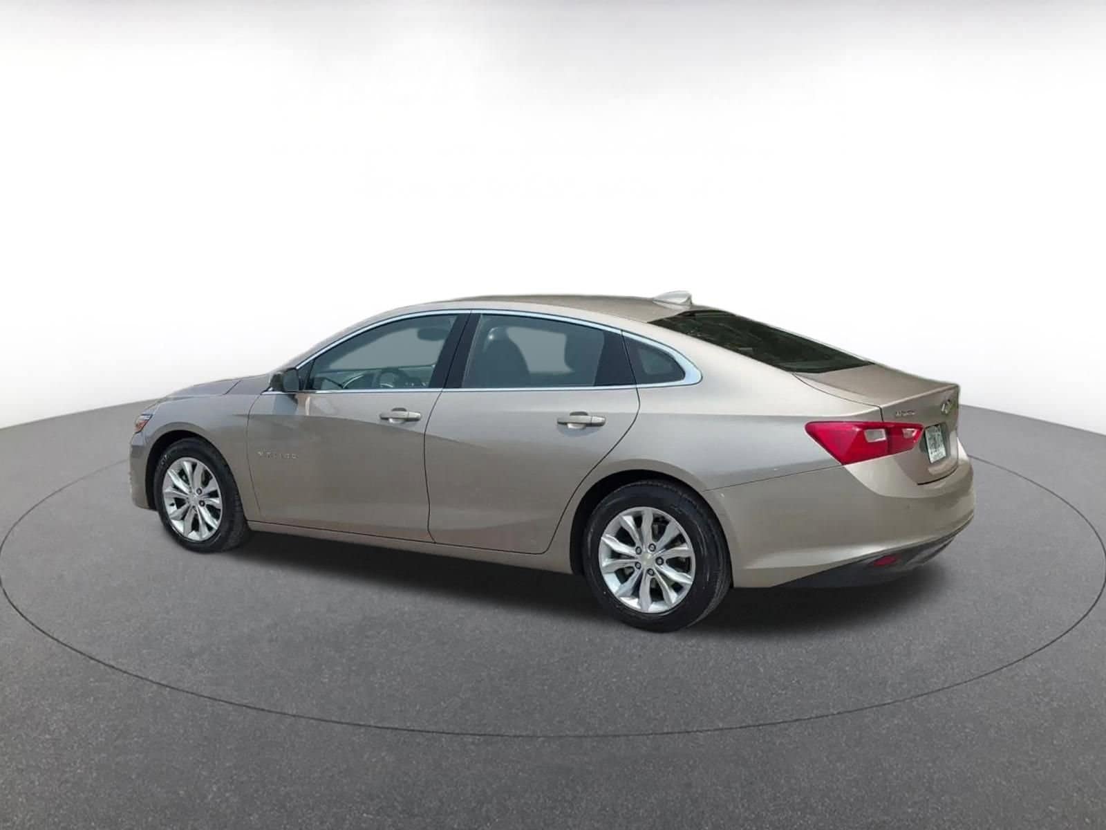 2023 Chevrolet Malibu LT 10