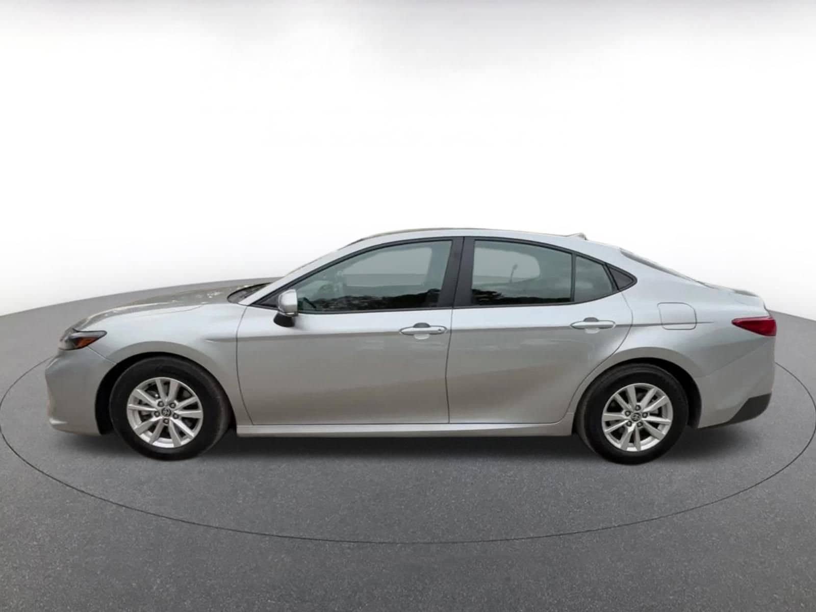 Thumbnail: 2025 Toyota Camry - 9