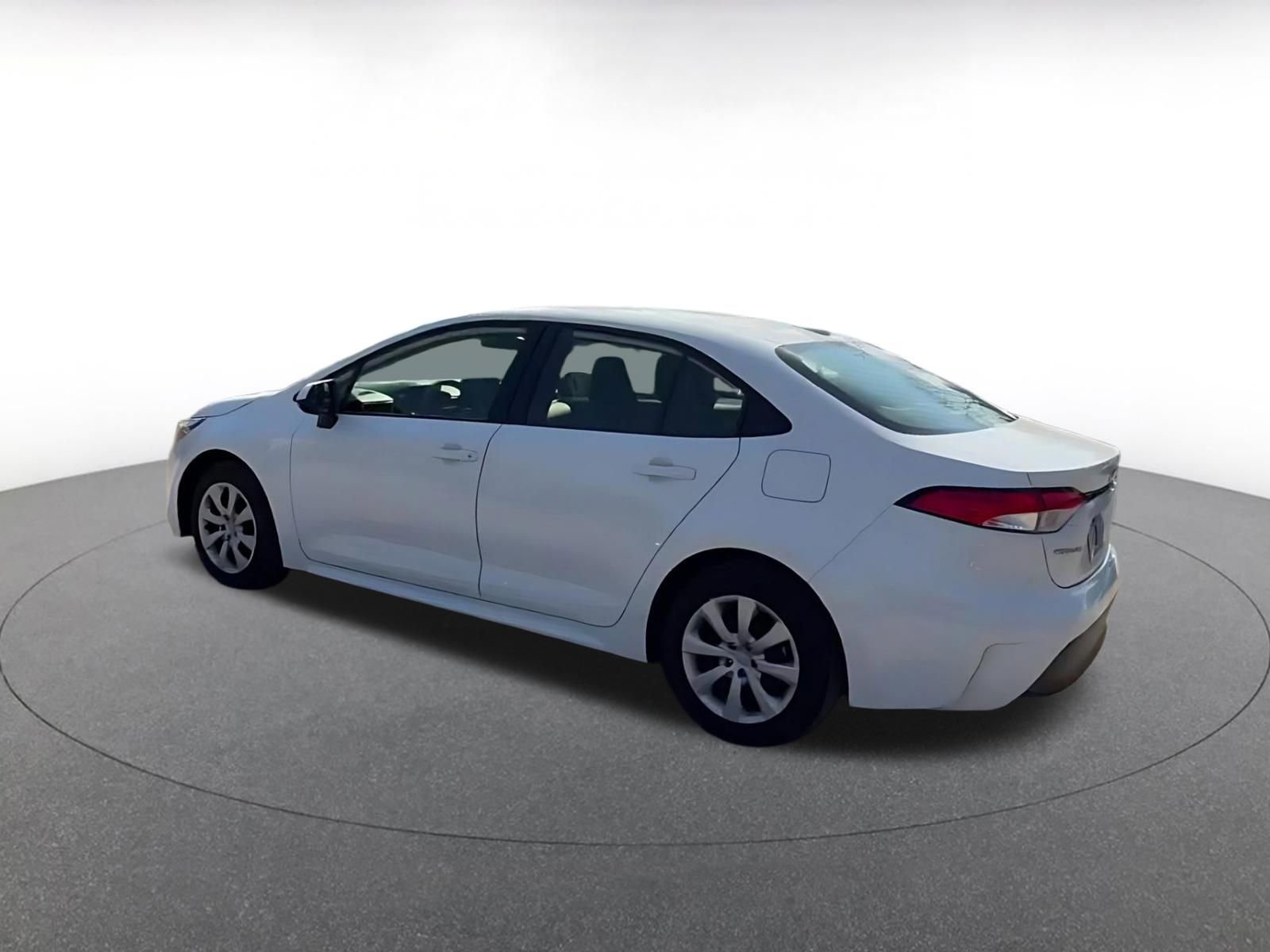 Thumbnail: 2025 Toyota Corolla - 10