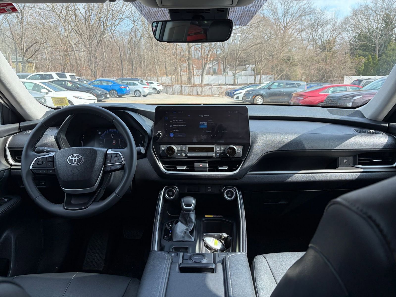 Thumbnail: 2025 Toyota Grand Highlander - 35