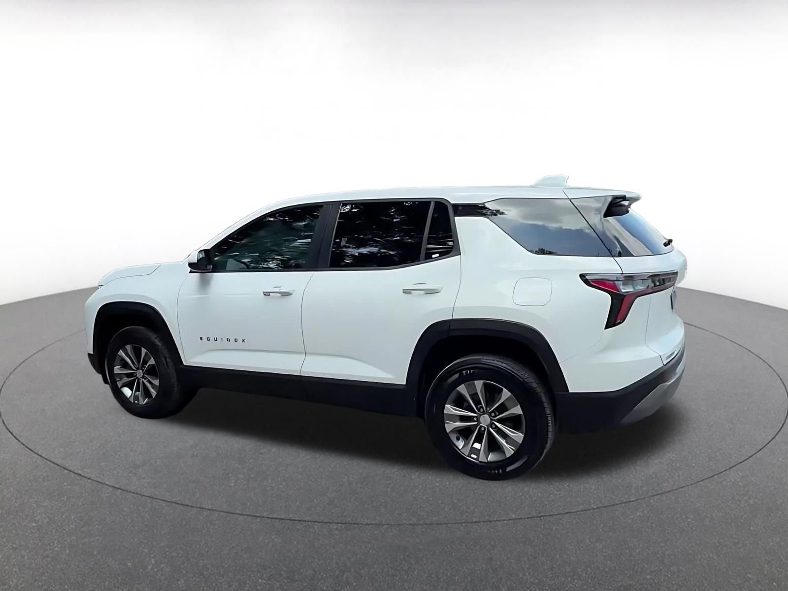 Thumbnail: 2025 Chevrolet Equinox - 4