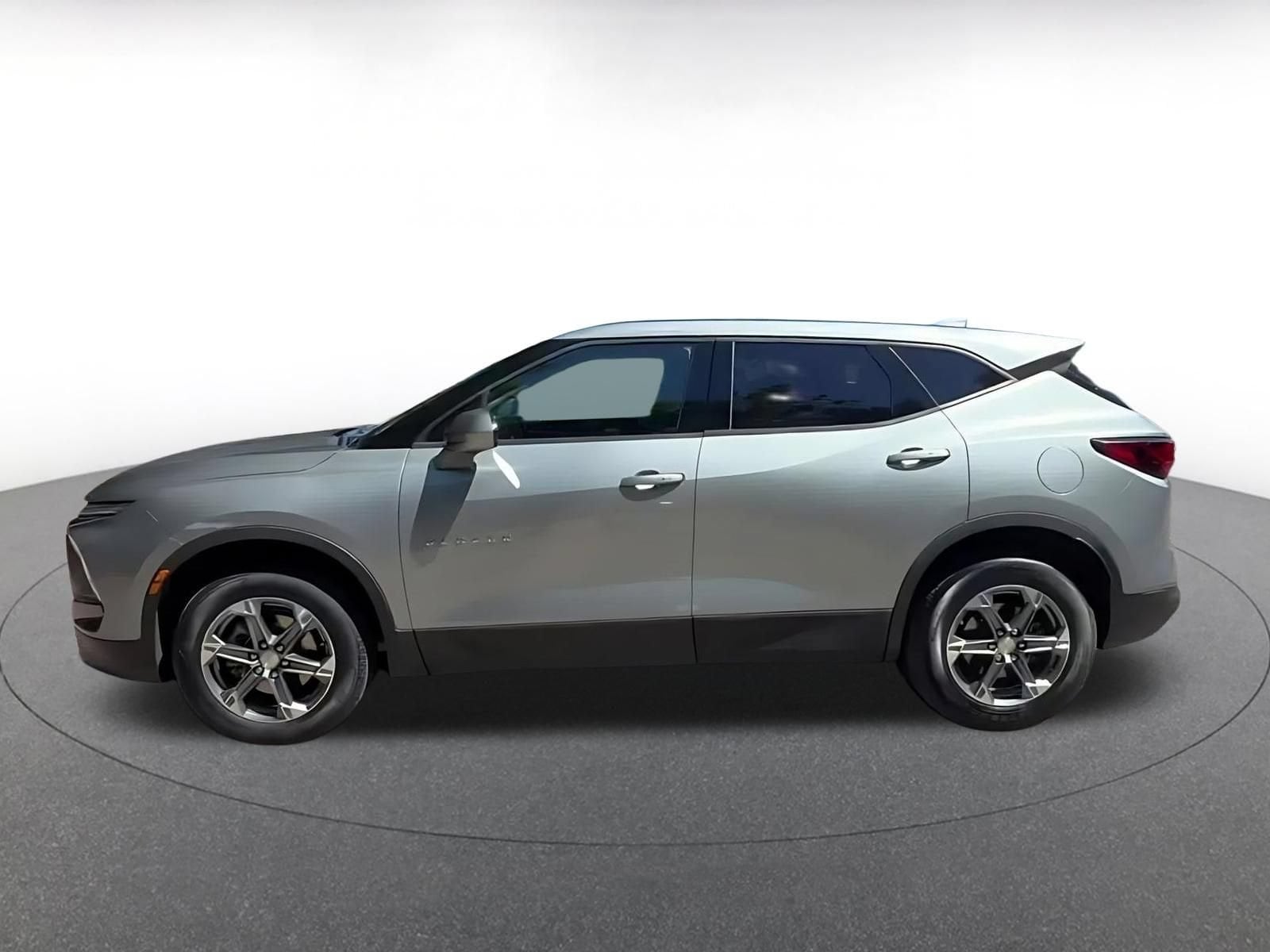 Thumbnail: 2025 Chevrolet Blazer - 9