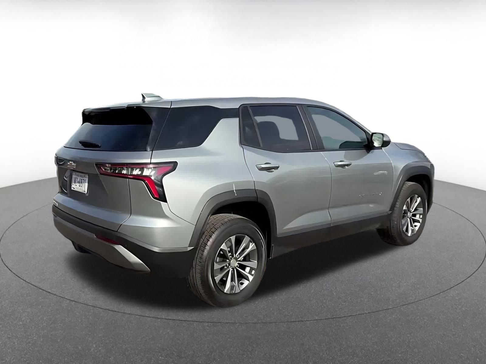 Thumbnail: 2025 Chevrolet Equinox - 15