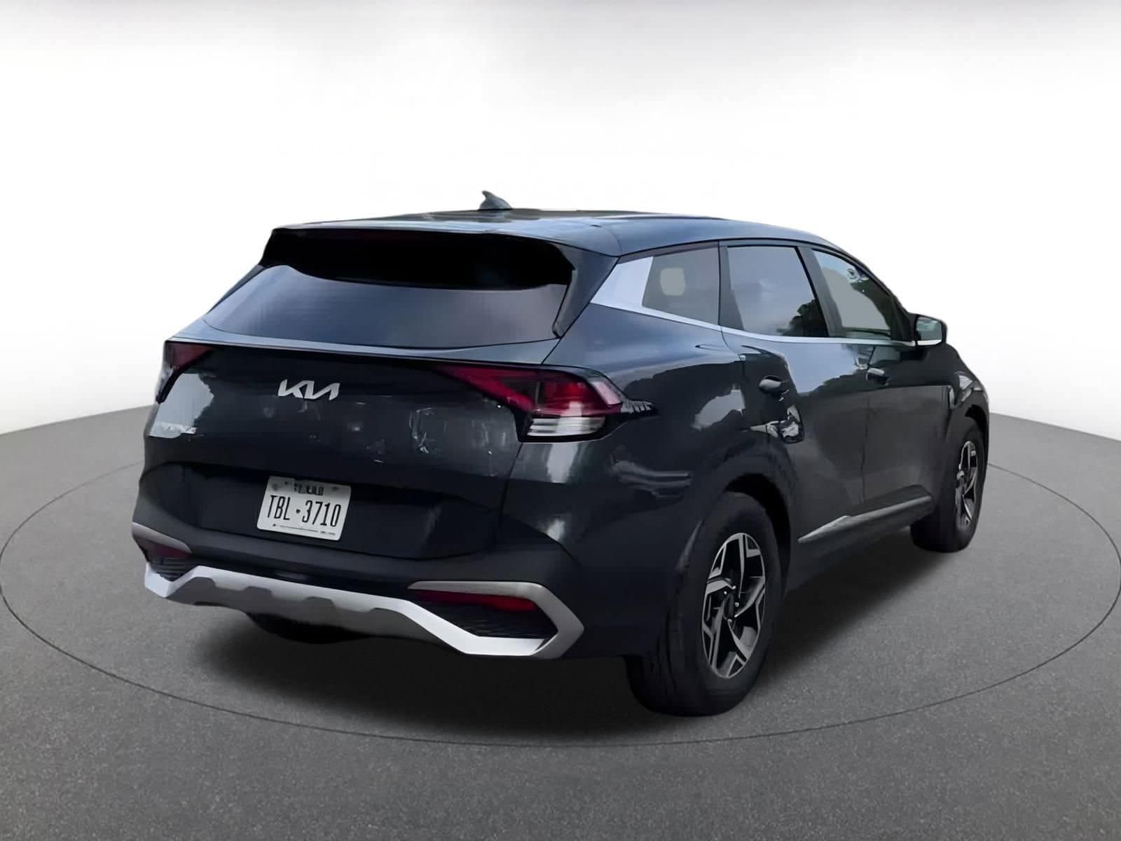 Thumbnail: 2023 Kia Sportage - 12