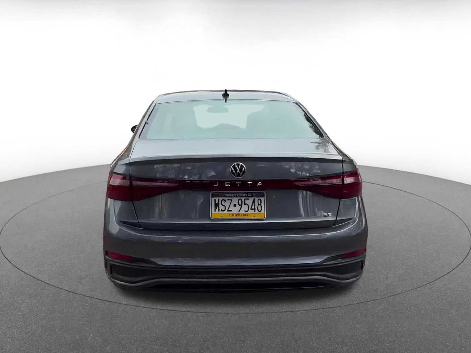 Thumbnail: 2025 Volkswagen Jetta - 4